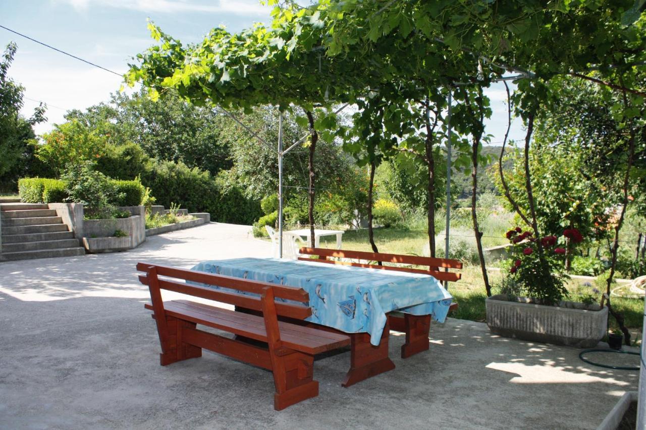 Apartments With A Parking Space Kampor, Rab - 5029 Экстерьер фото